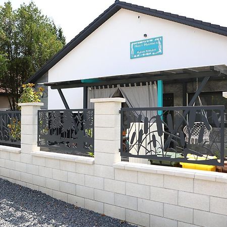 Hori Homes Apartman Siofok Luaran gambar