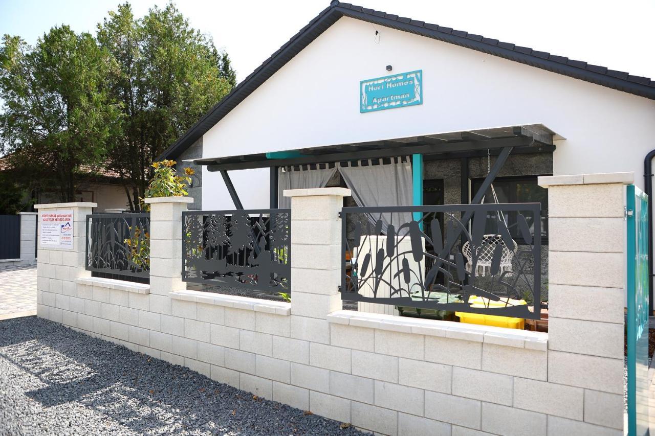 Hori Homes Apartman Siofok Luaran gambar