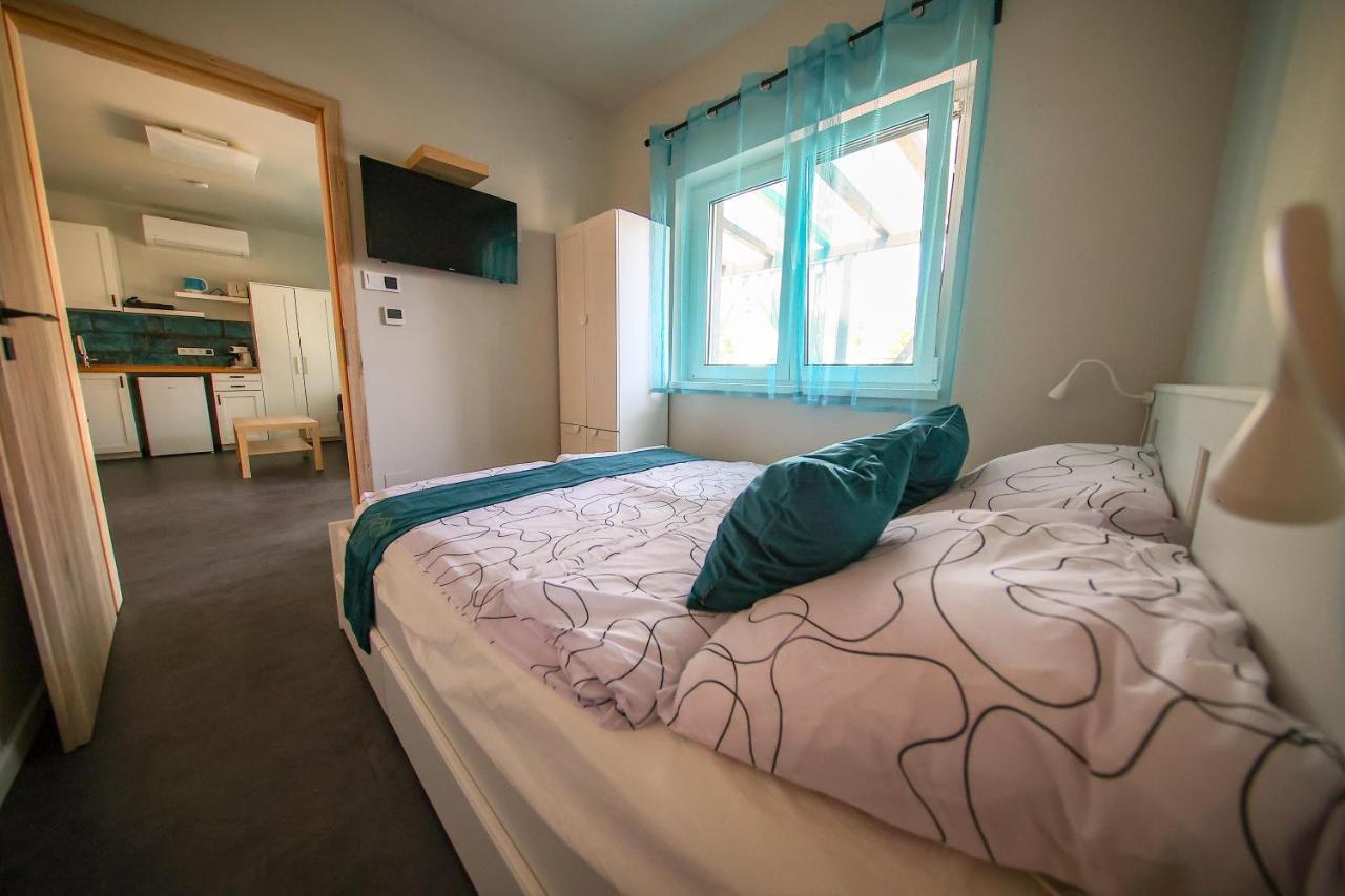 Hori Homes Apartman Siofok Luaran gambar